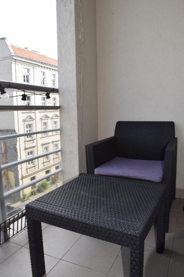Blue Sky Apartment Posen Exterior foto